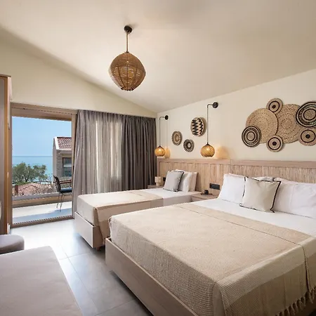 Castaway - Christos Hotel *