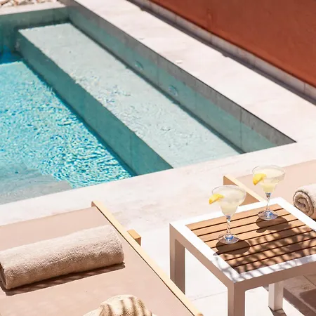 Castaway - Christos Hotel