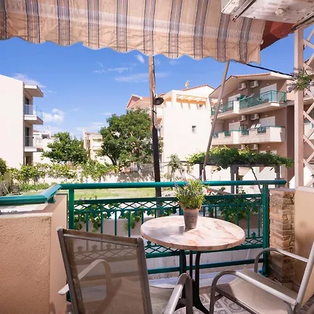 Castaway - Christos * Limenaria (Thasos)