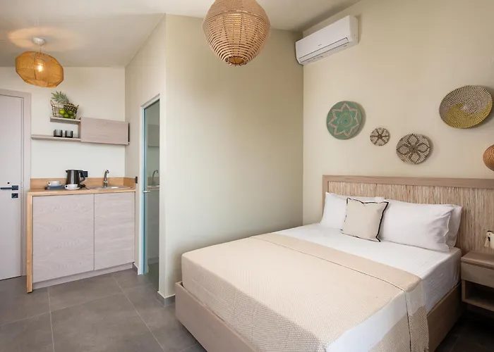 Castaway - Christos * Limenaria (Thasos)