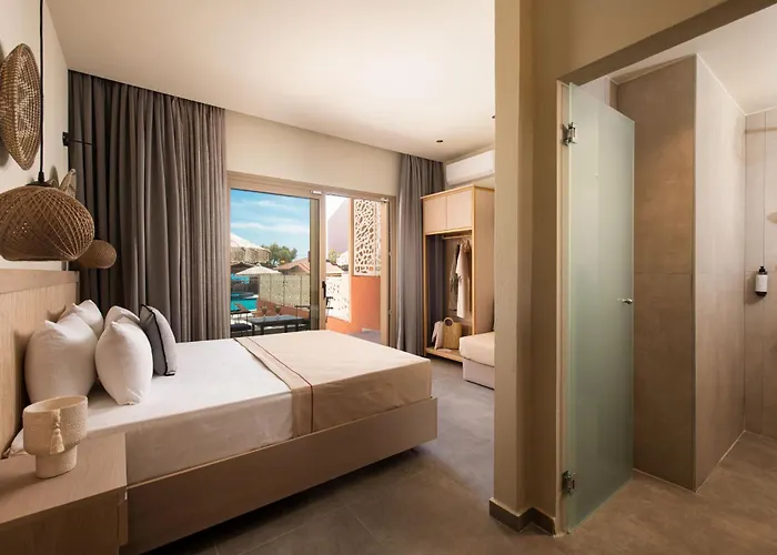 Castaway - Christos Limenaria (Thasos)