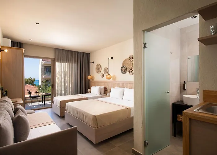 Hotel Castaway - Christos